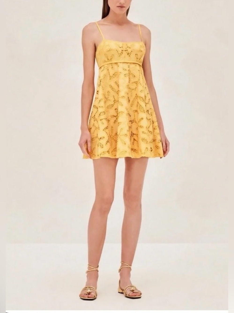 Alexis Mini Yellow Lace Adonna Spaghetti-Strap Dress Size Medium